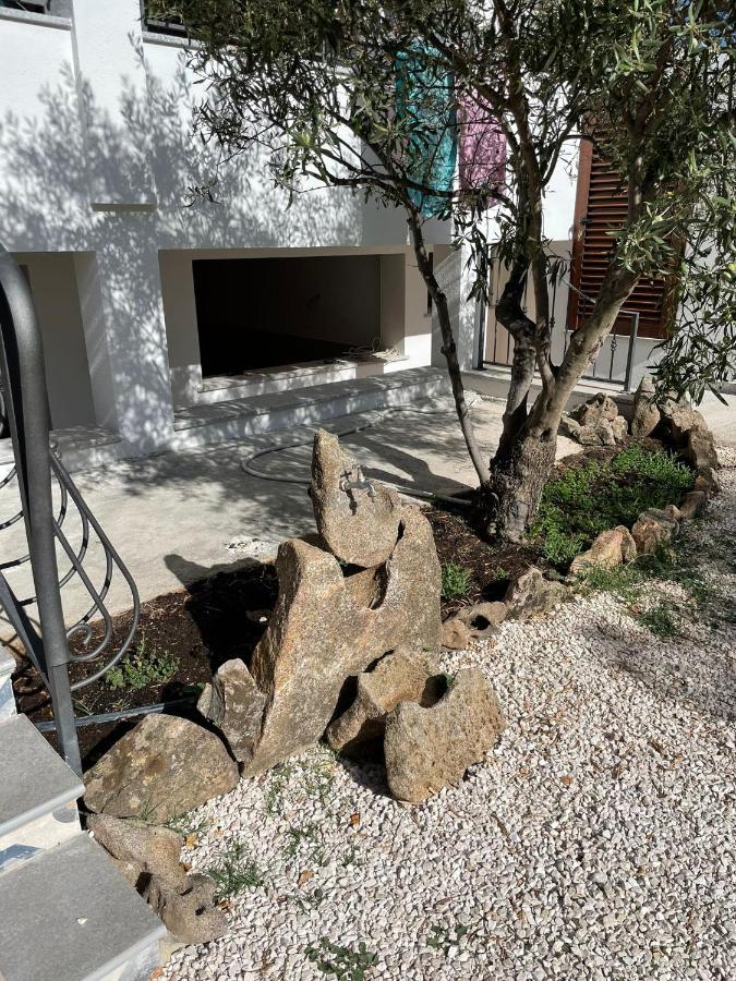 Agriturismo "Pirastreri" Синискола Экстерьер фото
