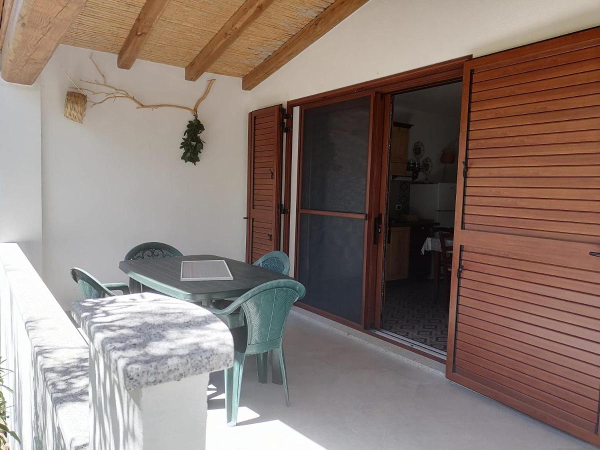 Agriturismo "Pirastreri" Синискола Экстерьер фото
